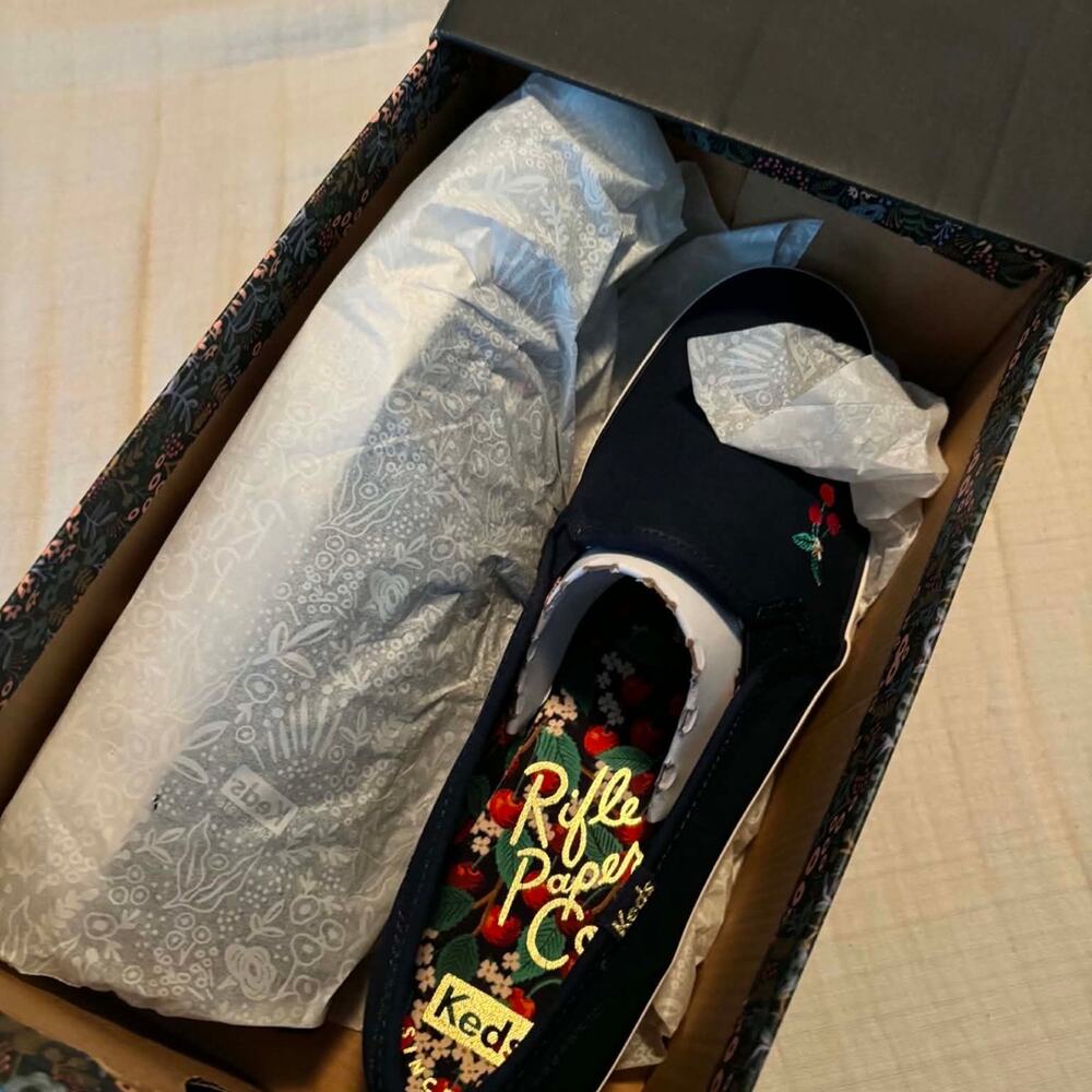 Keds x Rifle Paper Co. Triple Decker Cherry Slip-On Sneakers Navy US 8.5 M - Picture 4 of 10